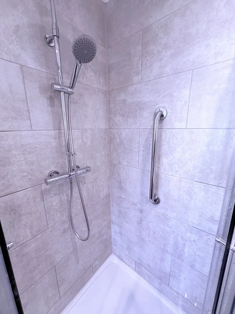 Accessible bathrooms & wet rooms by Hampshire Premier Construction