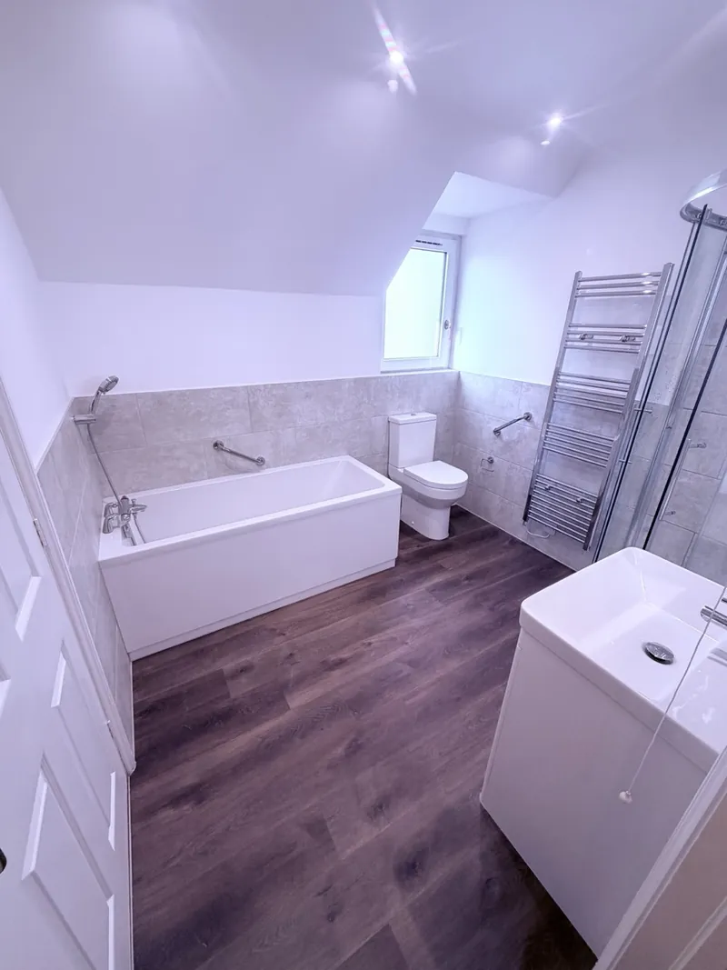 Accessible bathrooms & wet rooms by Hampshire Premier Construction