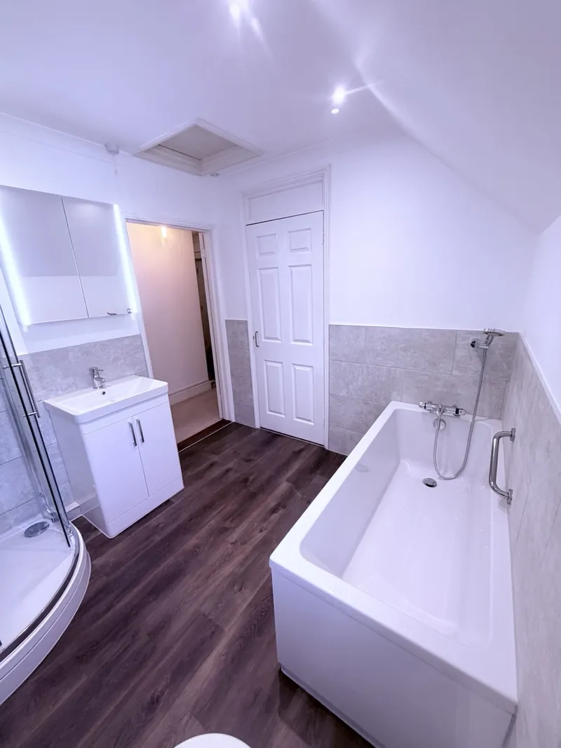 Accessible bathrooms & wet rooms by Hampshire Premier Construction