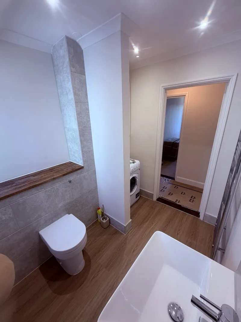 Accessible bathrooms & wet rooms by Hampshire Premier Construction