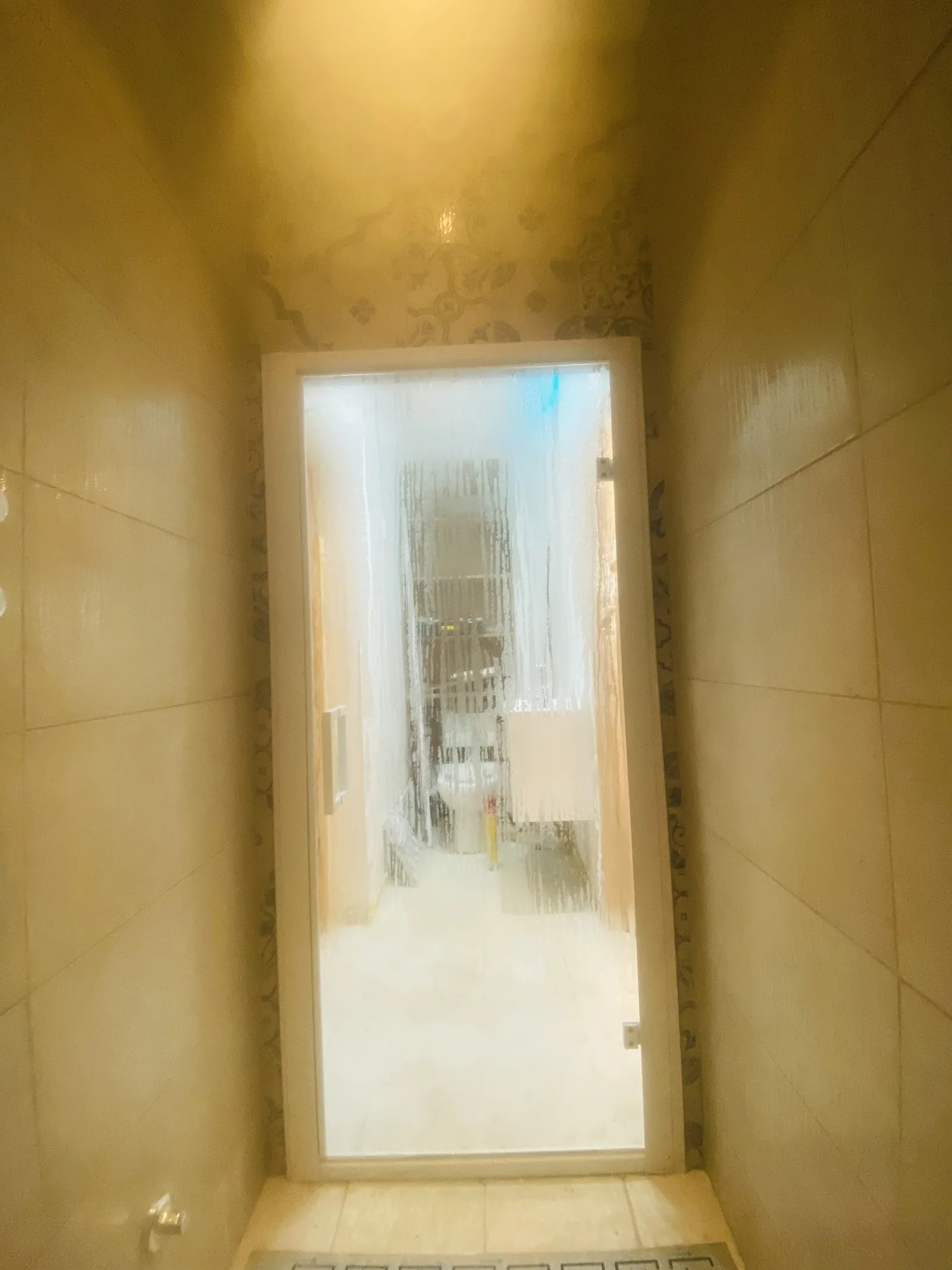 Saunas & steam rooms by Hampshire Premier Construction