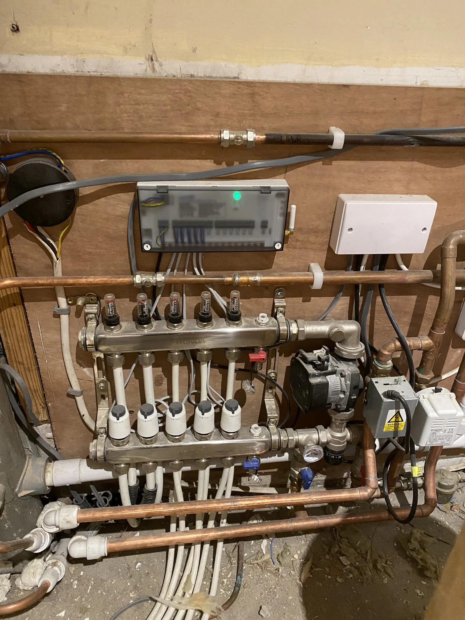 Underfloor heating by Hampshire Premier Construction